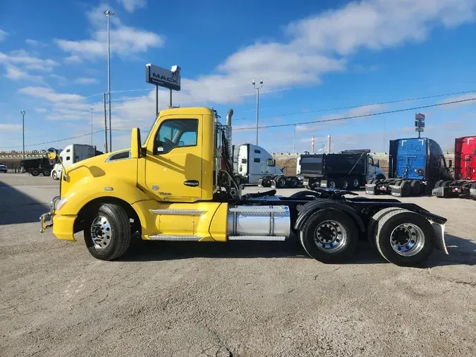 2016 KENWORTH T680