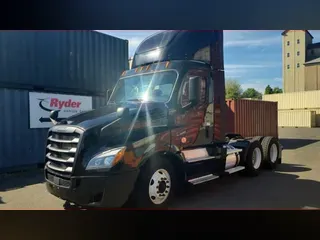 2020 FREIGHTLINER/MERCEDES NEW CASCADIA PX12664