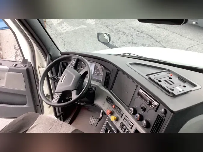 2022 Freightliner Cascadia 126