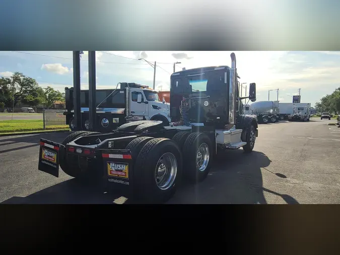 2023 Peterbilt 567f36e87627555e8c97e6b64759ee17df9