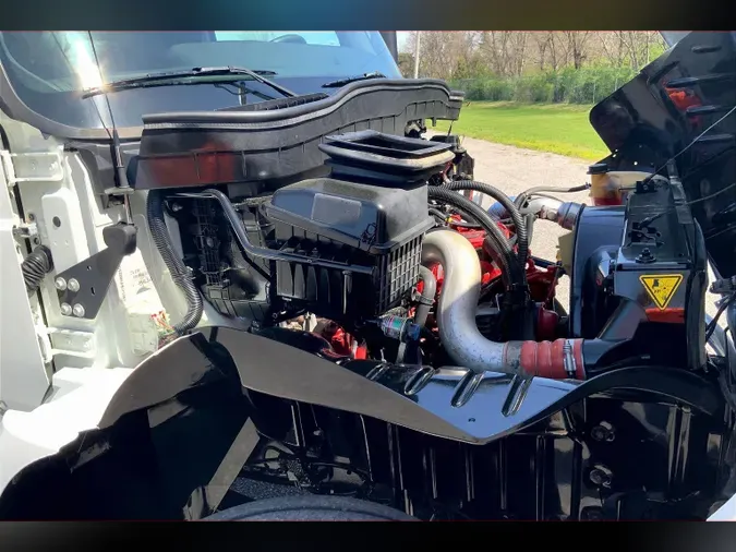2020 INT MV607