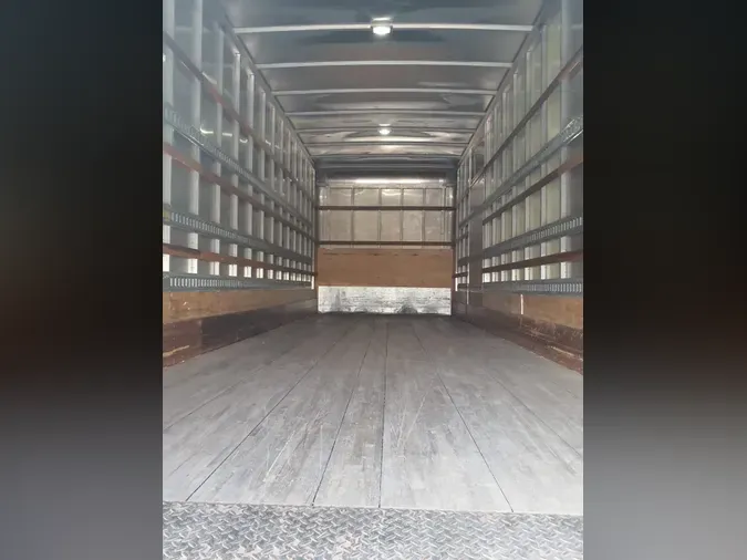 2019 FREIGHTLINER/MERCEDES M2 106