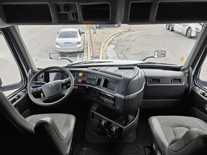 2024 VOLVO VNL64T760f3792d299cc8cdcda60b48a6872eb1da