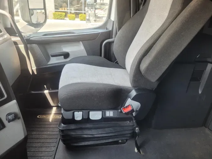 2023 Freightliner Cascadia