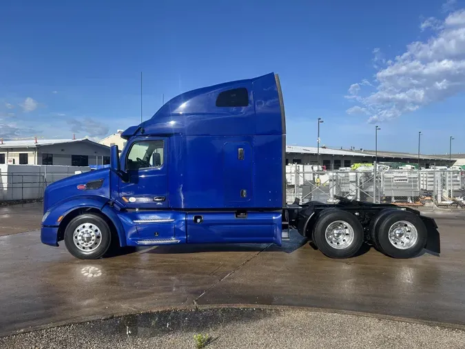 2022 Peterbilt 579