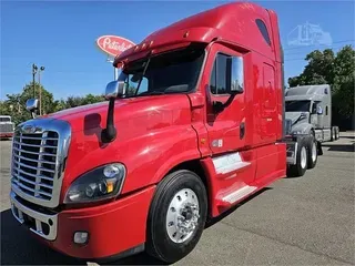 2018 FREIGHTLINER CASCADIA 125