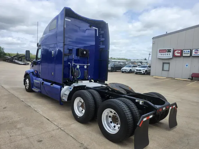 2022 Peterbilt 579