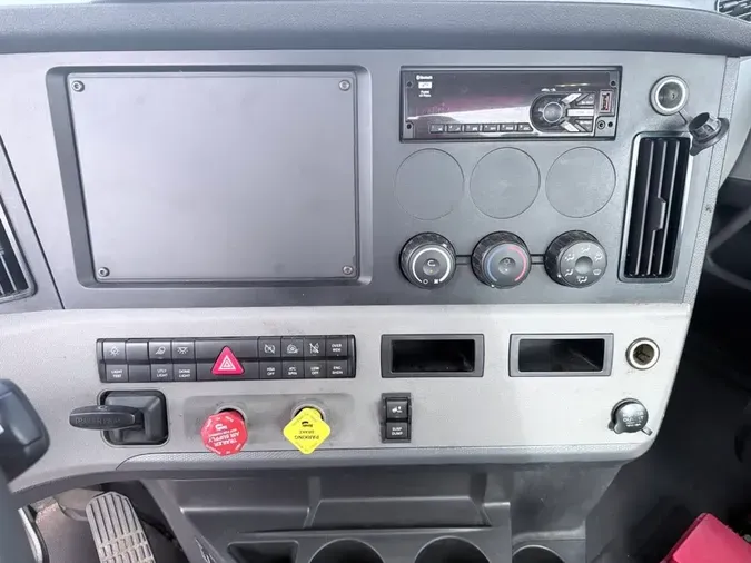 2020 FREIGHTLINER/MERCEDES NEW CASCADIA 126f387e05084c47c3664317b685c9b20dd
