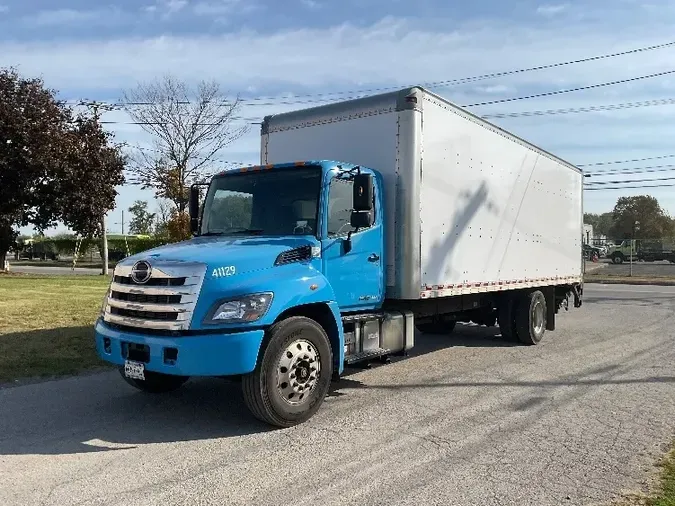 2016 Hino Truck 268