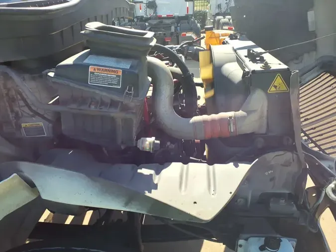 2020 NAVISTAR INTERNATIONAL MV607 (4X2)