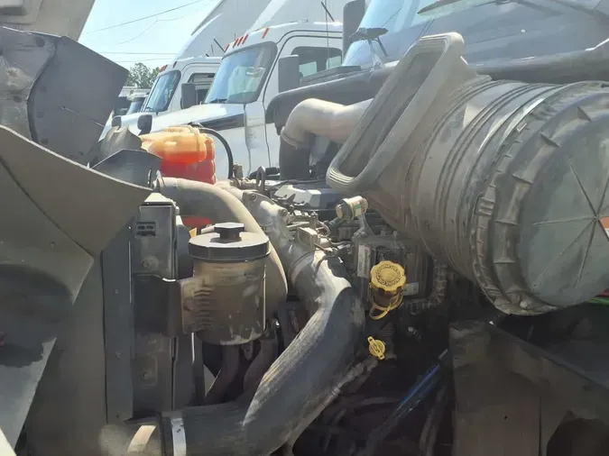2018 NAVISTAR INTERNATIONAL RH613 DAYCAB S/A
