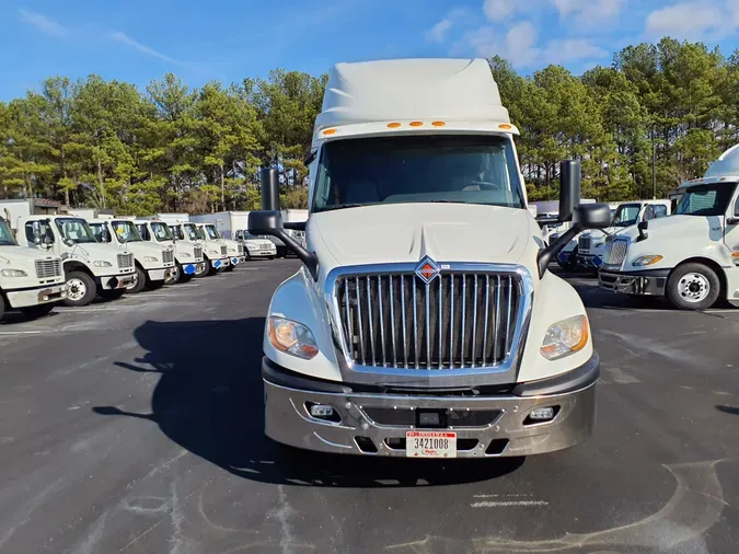 2019 NAVISTAR INTERNATIONAL LT625 SLPR CAB