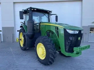 2019 John Deere 8245R