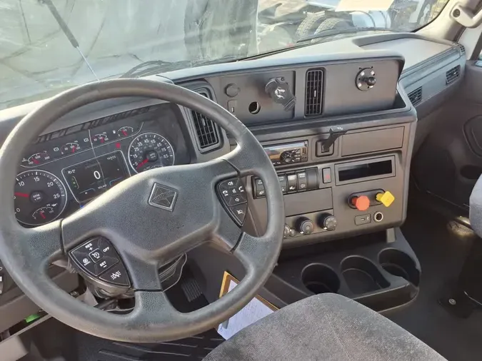 2019 NAVISTAR INTERNATIONAL RH613 DAYCAB S/A