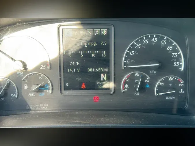 2022 Freightliner Cascadia 126f399babf812173e6000ece565d9aa777