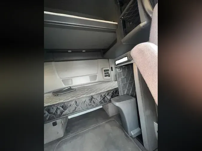 2020 International LT625