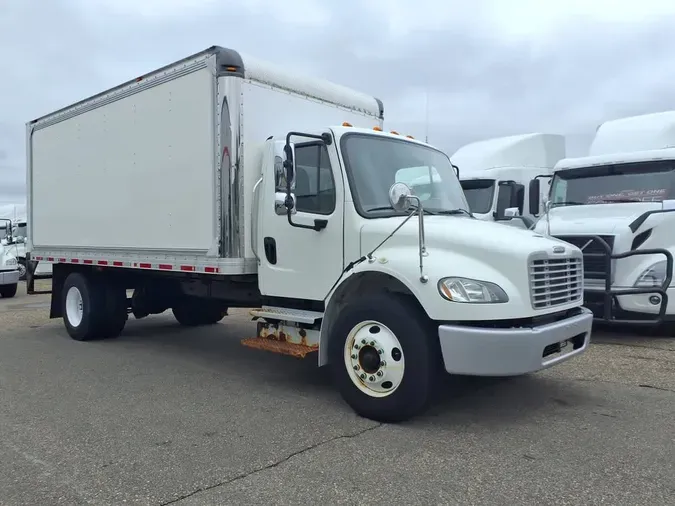 2019 FREIGHTLINER M2 106