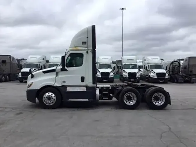 2019 Freightliner Cascadia