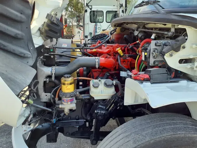 2019 FREIGHTLINER/MERCEDES M2 106