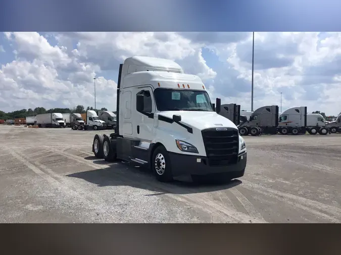 2020 Freightliner Cascadia 126f39f486060a9382a8b349ae3da97472c