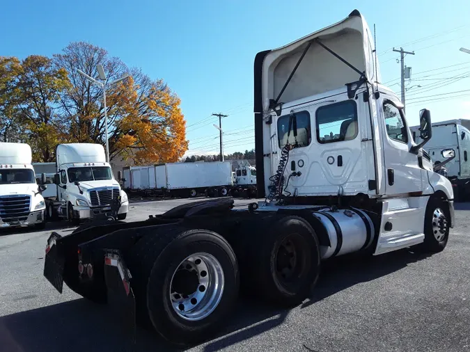 2019 FREIGHTLINER/MERCEDES NEW CASCADIA PX12664