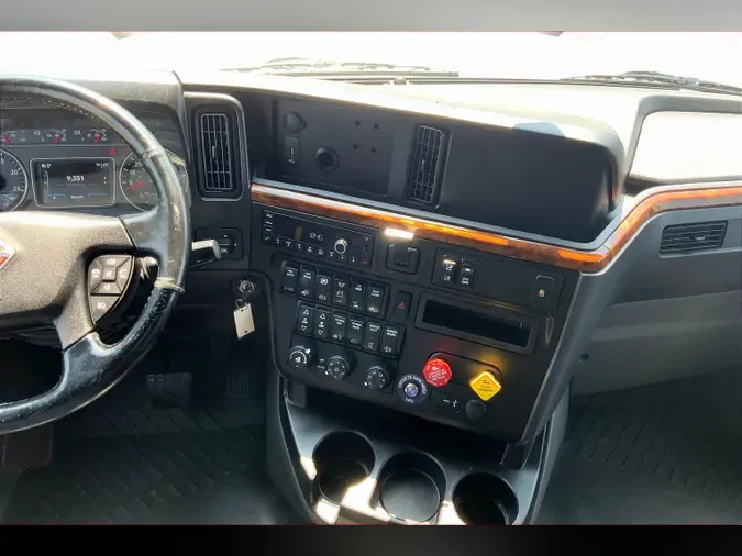 2021 INT LT625 6x4