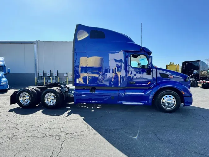 2022 Peterbilt 579