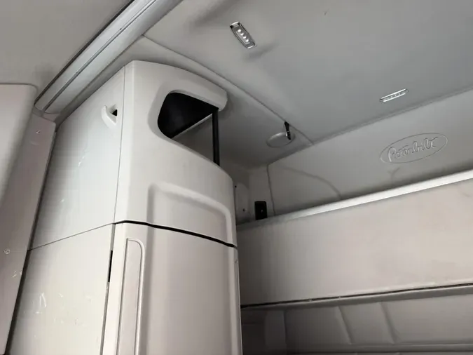 2021 Peterbilt 579f3a7f12de22bf54e694af79e47102bf3