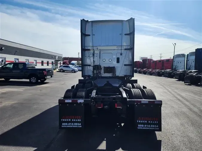 2021 INTERNATIONAL LT625