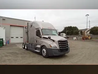 2024 Freightliner Cascadia 126