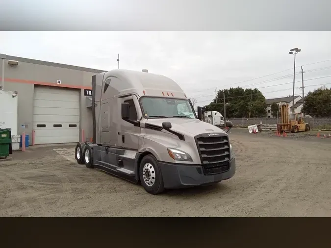 2024 Freightliner Cascadia 126f3b291905d203c181ec447a9dd7c4892