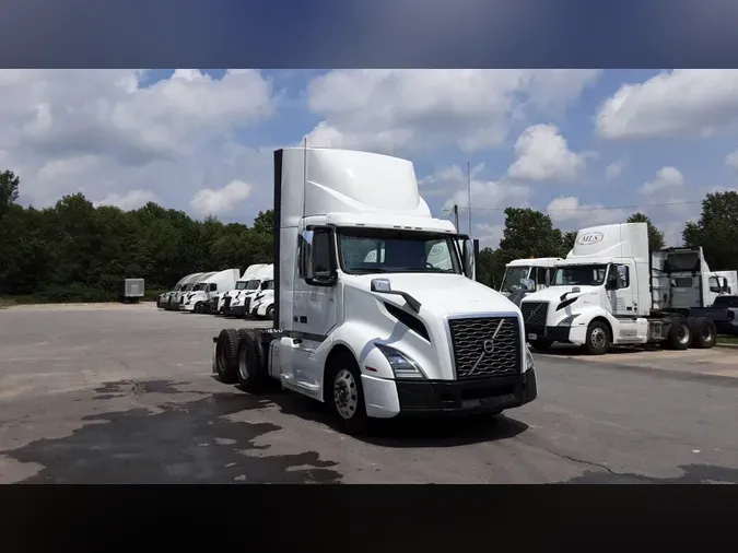 2019 Volvo VNL300f3b2aa5605d76ec5fc3cc81ecd35599e