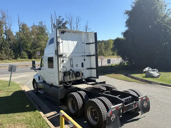2022 International LT625