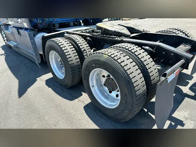 2021 Freightliner Cascadia