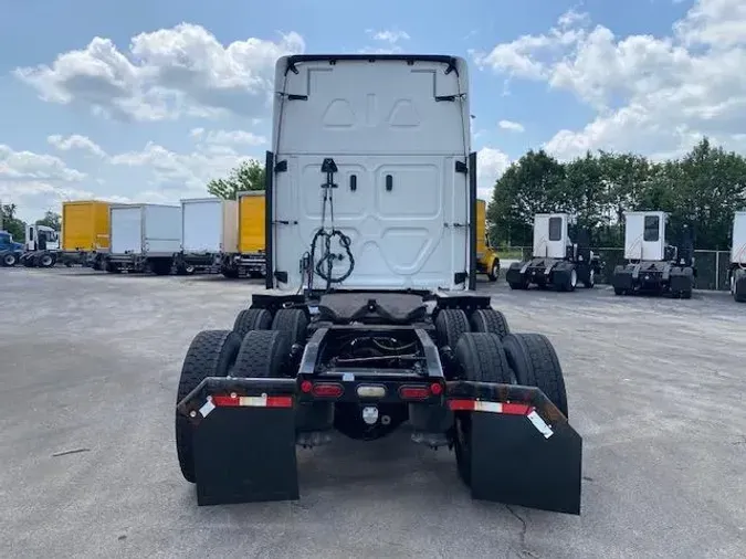 2021 Freightliner Cascadia