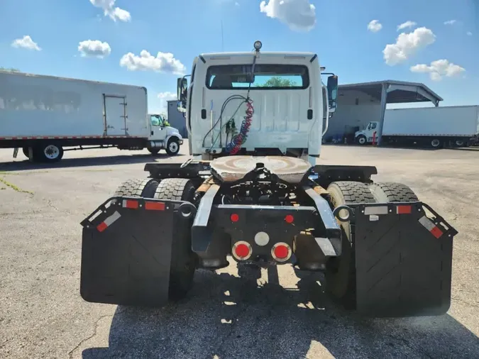 2018 FREIGHTLINER/MERCEDES M2 106
