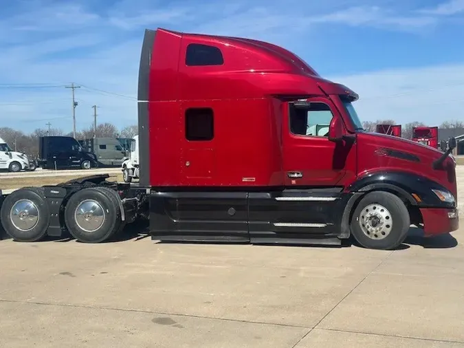 2023 PETERBILT 579