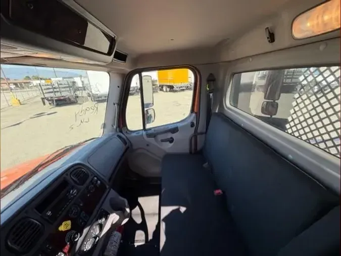 2021 Freightliner Business Class M2 106