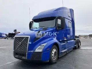 2020 VOLVO VNL64T860