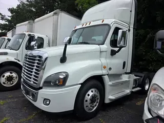 2019 FREIGHTLINER CASCADIA 125