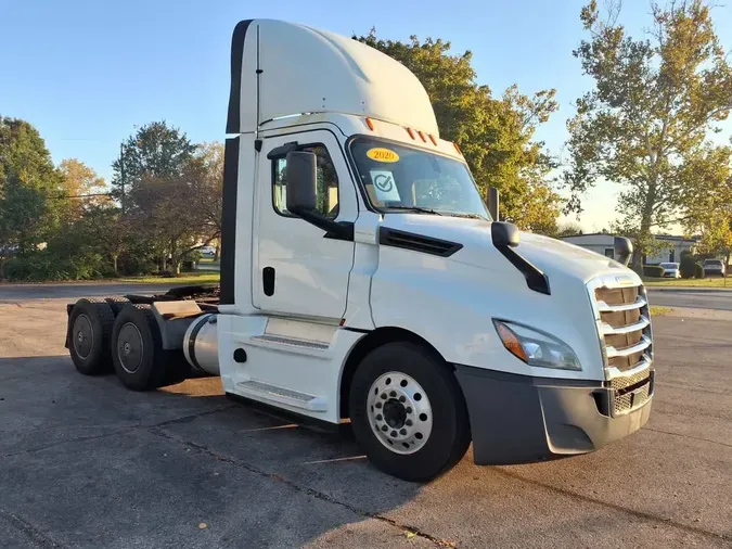 2020 FREIGHTLINER/MERCEDES NEW CASCADIA PX12664