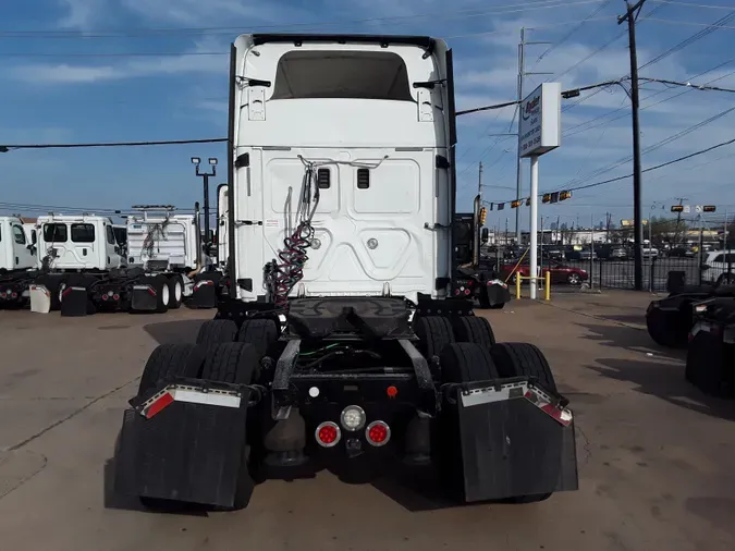 2017 FREIGHTLINER/MERCEDES CASCADIA 125