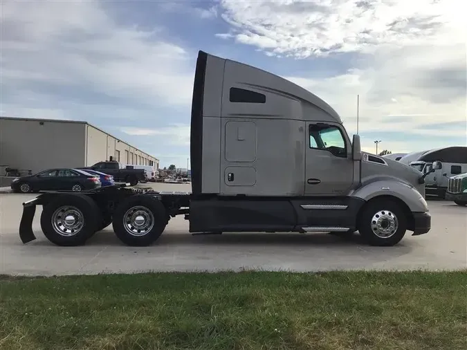 2018 KENWORTH T680