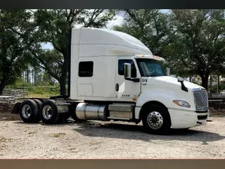 2023 INT LT625 6x4