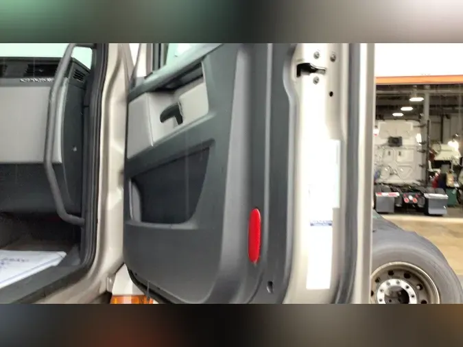 2021 Freightliner Cascadia
