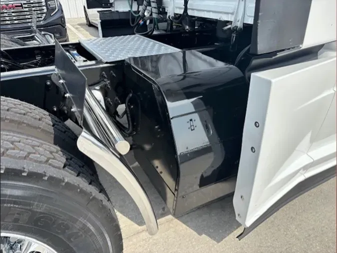 2022 FREIGHTLINER CASCADIA 126