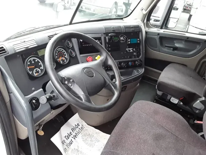 2019 FREIGHTLINER/MERCEDES CASCADIA 125