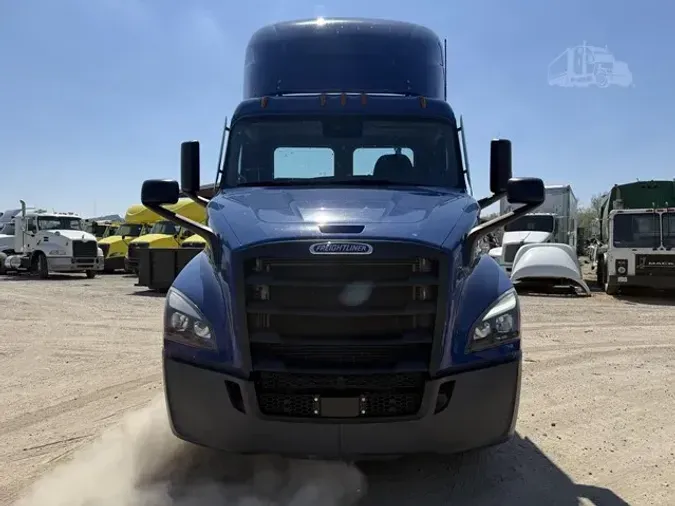 2022 FREIGHTLINER CASCADIA 116f3dfc7b34ee6f30fa885b8cdf2d63b76