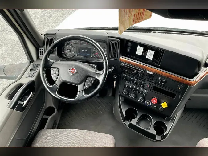 2021 INT LT625 6x4