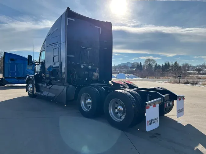 2022 Kenworth T680